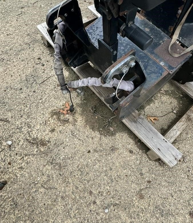 2010 JOHN DEERE 3720 W Attachments