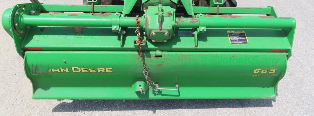 2010 JOHN DEERE 3720 W Attachments